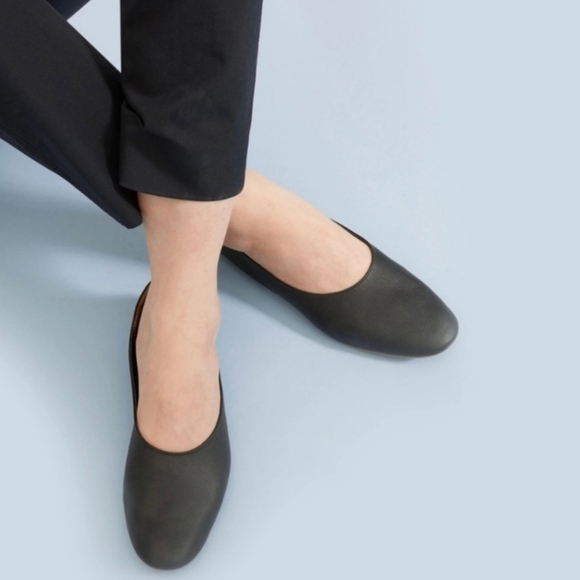 EVERLANE Day Glove Ballet Flats Leather Extra Cushion Vents Minimalist Black 9 - Picture 1 of 16